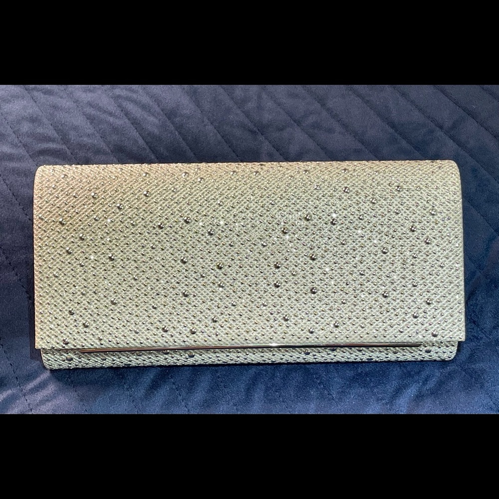 Silver clutch, evening bag. - Picture 4 of 8
